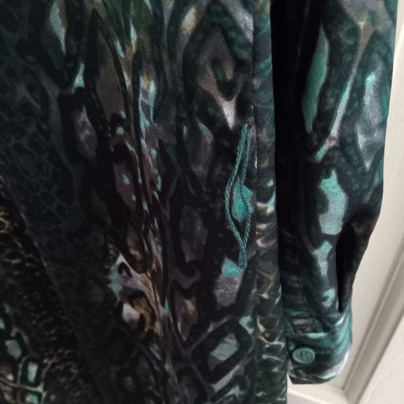 DKNY snake skin button-down dress with belt - Picture 4 of 6